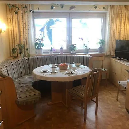 Apartment Gemutliches Ferienhaus Im Herzen Der Alpen